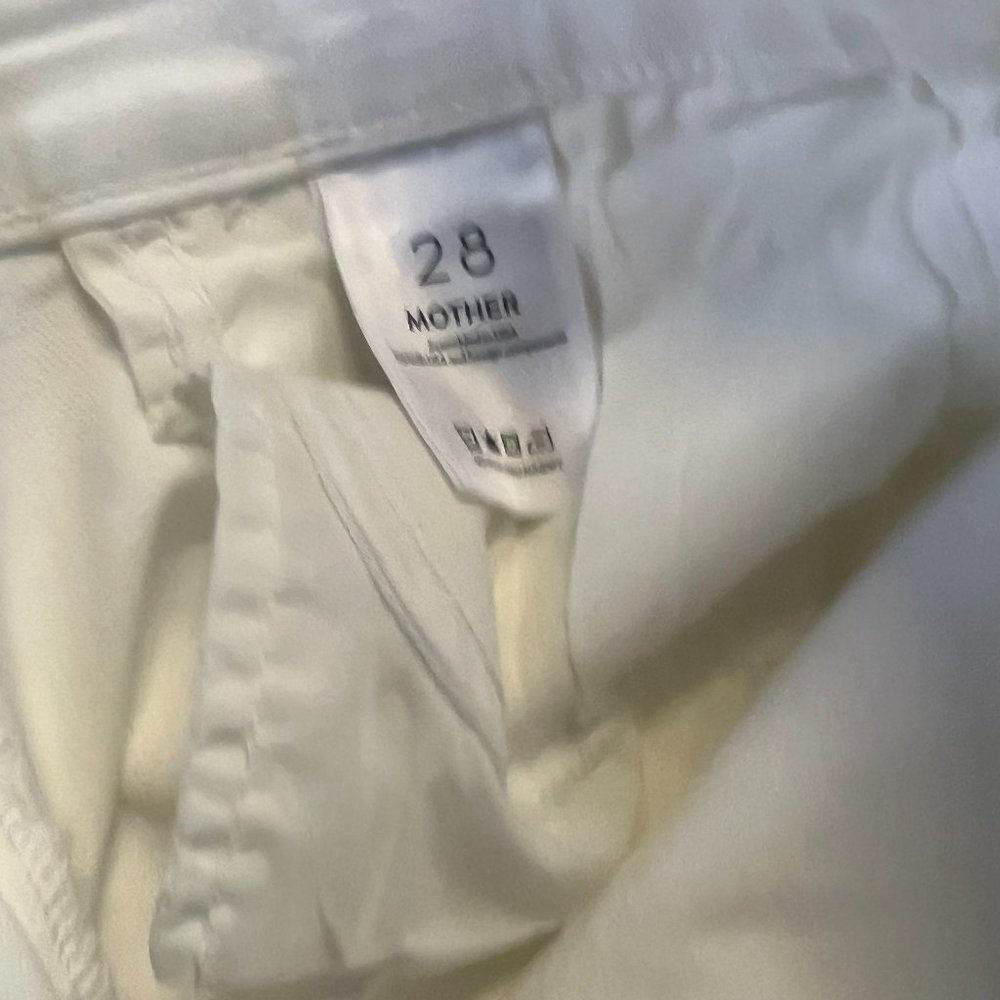NWT! Mother Women's The Hustler Ankle Fray Jeans, Fairest of Them All, White, 28 - Picture 11 of 11